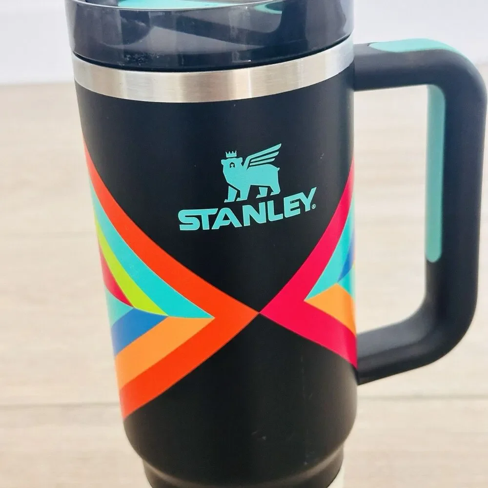 Stanley Quencher Flowstate 30oz Hyper Geo Stainless Steel Tumbler Rainbow - Picture 2 of 9